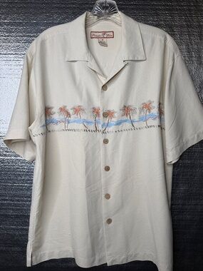 Vintage Silk Short-Sleeve Hawaiian Tropical Vacation Style Shirt